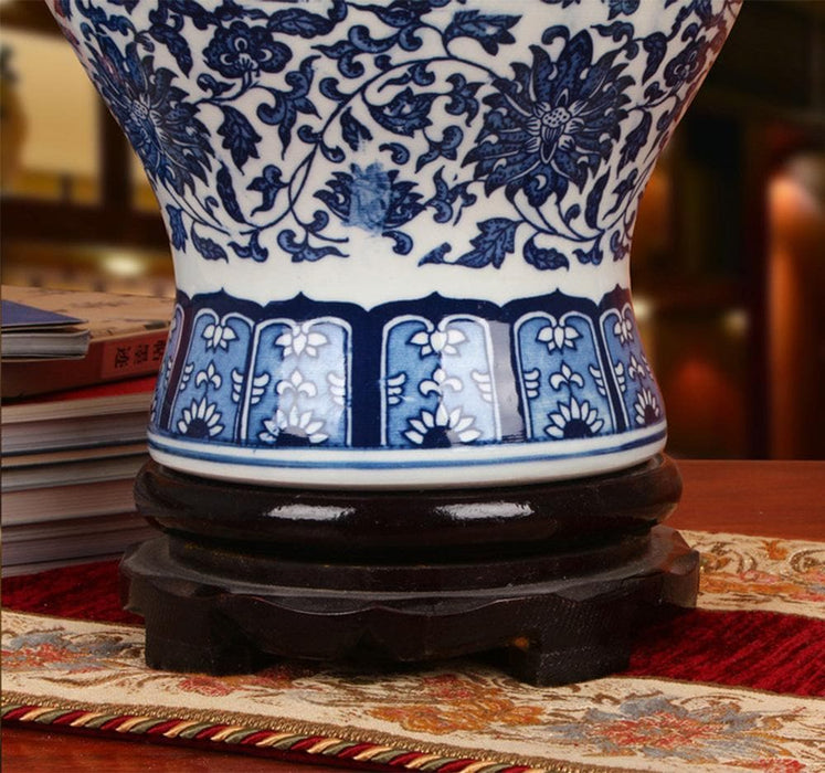 Blue Classic Porcelain Vase - HauSweet