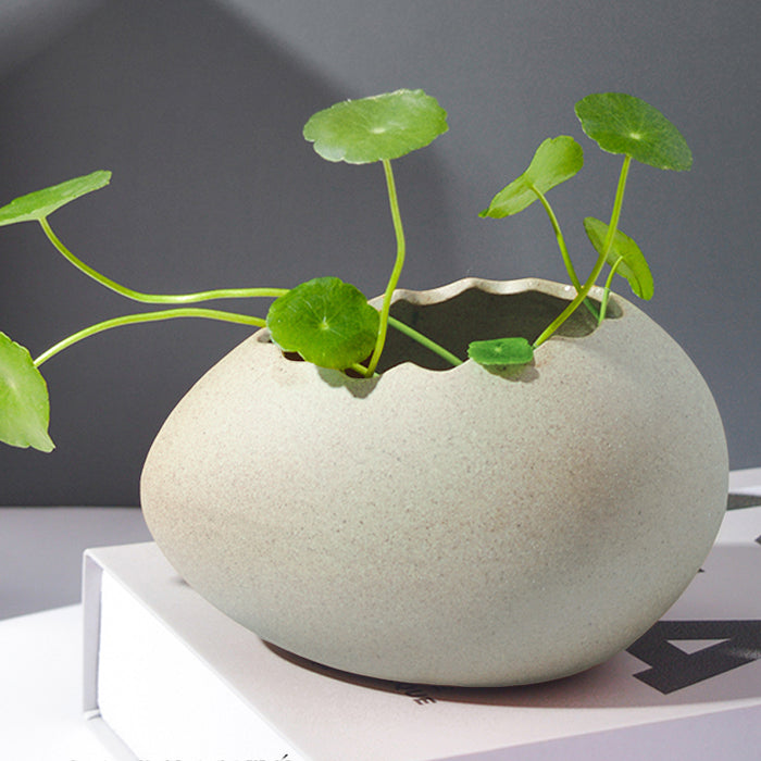 Creative Egg Shell Ceramic Vase