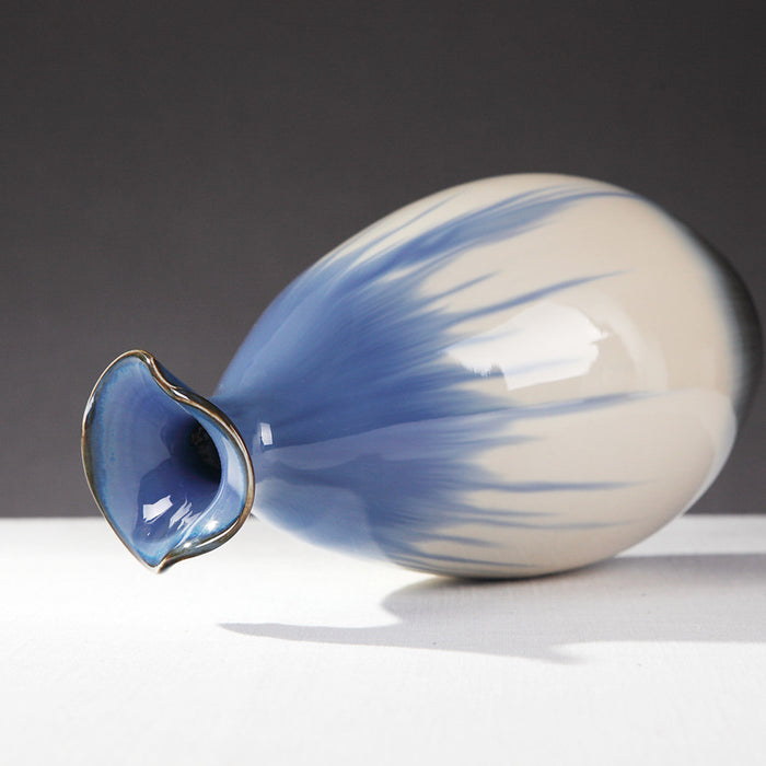 Unique Drip Down Design Porcelain Vase