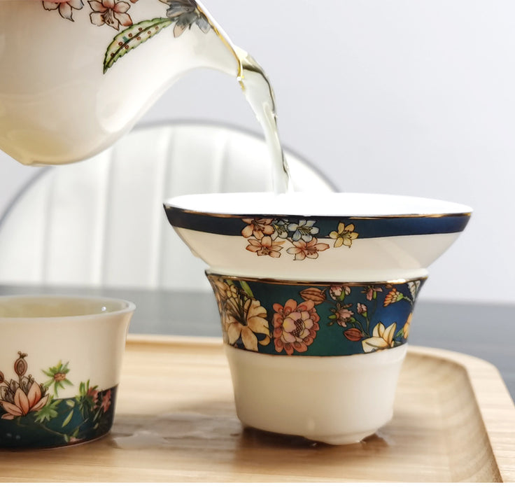 Flying Birds And Garden Tea Set
