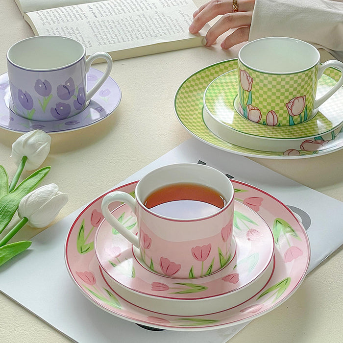 Modern Gentle Tulip Ceramic Cup
