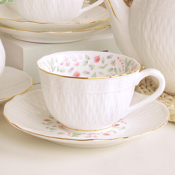 Golden Trim Elegenth Ceramic Tea Set
