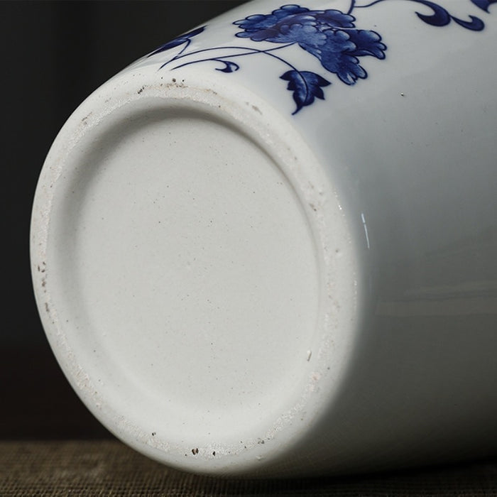 Jingdezhen Hand-Painted Blue Flower Vase-4