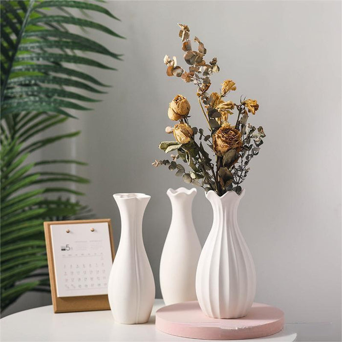 Nordic Style Ruffled Opening Table Vase-8